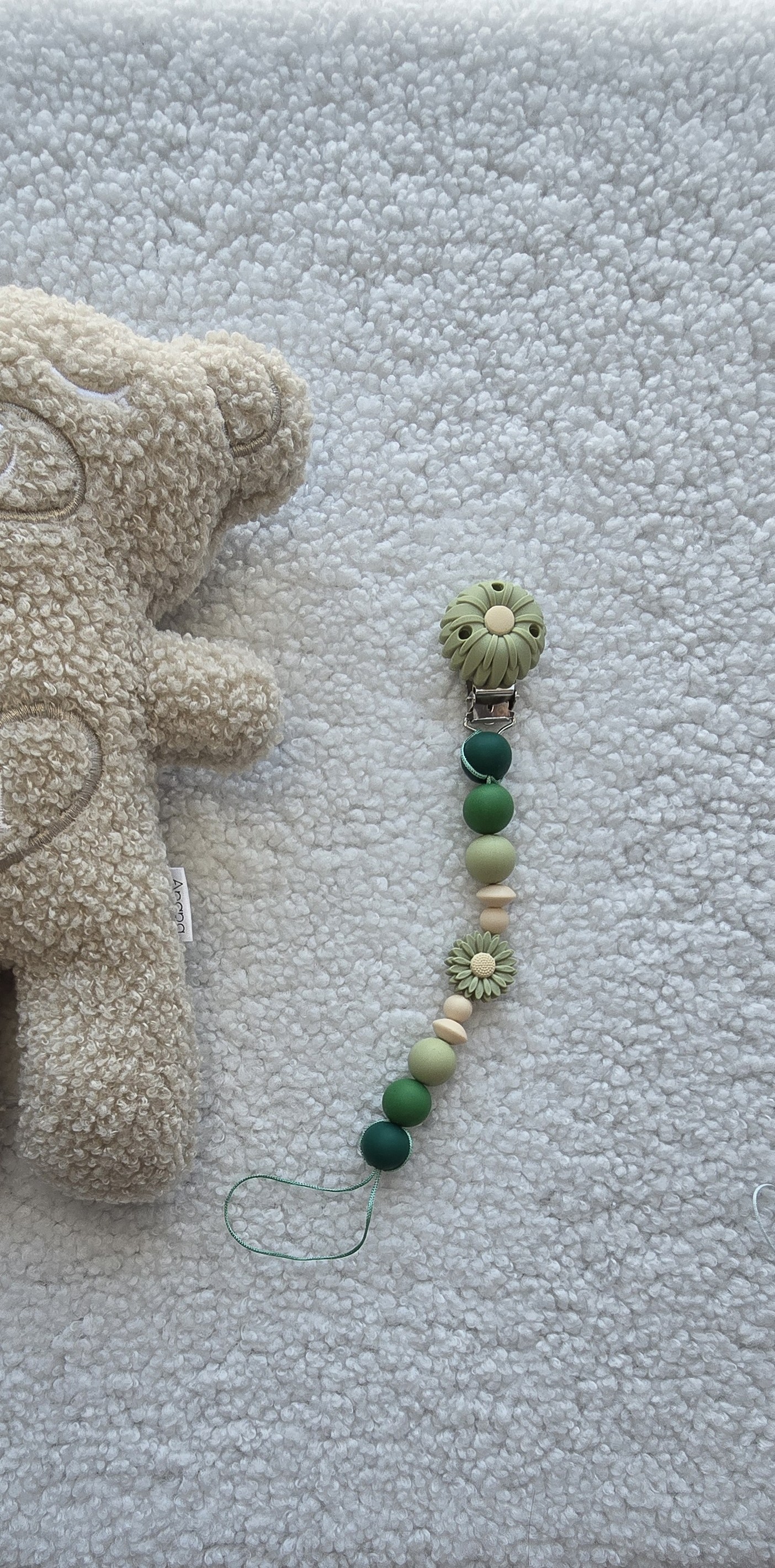 Čiulptuko laikiklis "Žalia gėlytė"