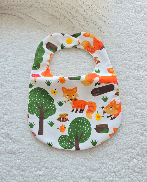 Neperšlampantis medvilnės seilinukas "Lapės miške"